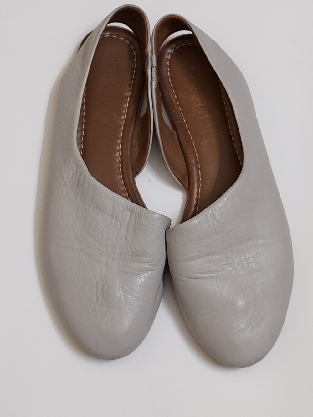 Bueno cutout slingback sandals Leather Women's Slip-On Flats in Light Gray